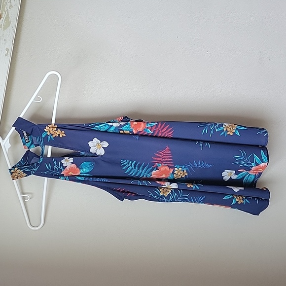 Express Floral Top - Picture 8 of 9